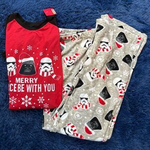 NWT Star Wars Adult Pajama Set - Red and Gray XL